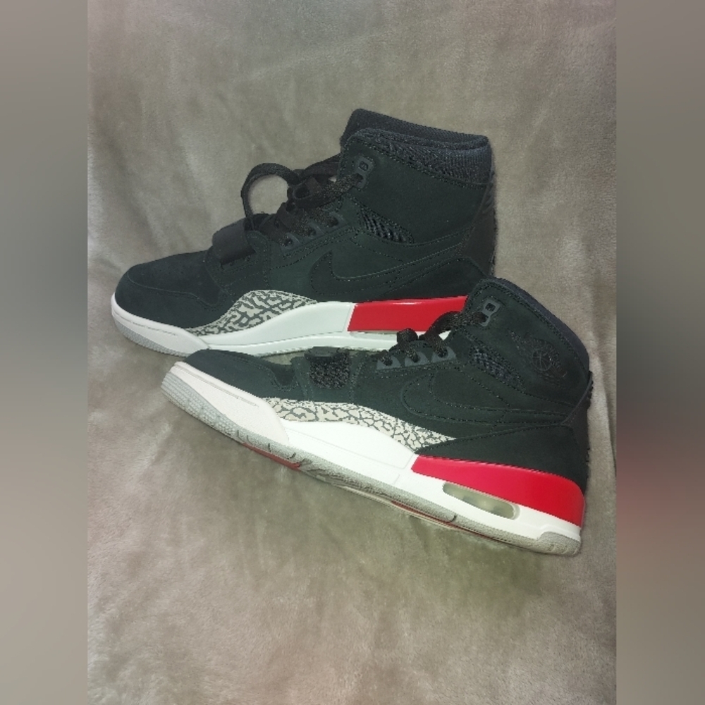 Jordan Legacy 312 Black Suede Sneakers 2019 - Picture 12 of 14